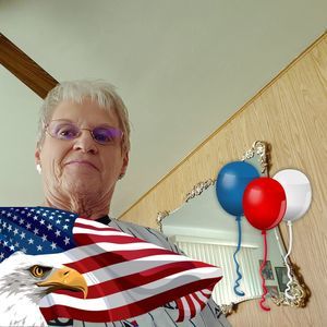 Meet your Posher, Carol